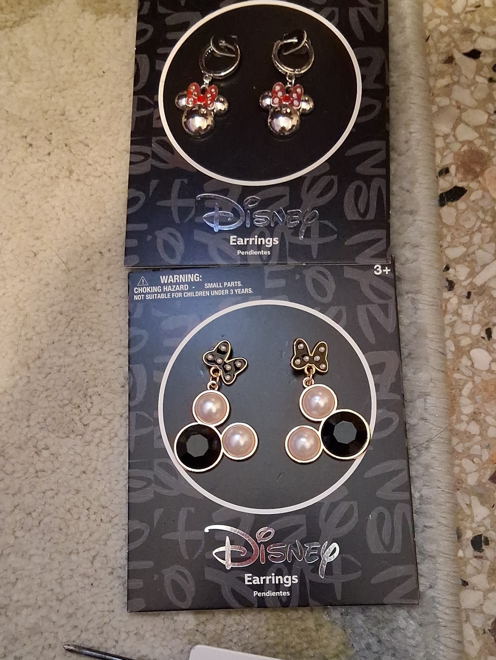 2 Pair Minnie Mouse Earrings